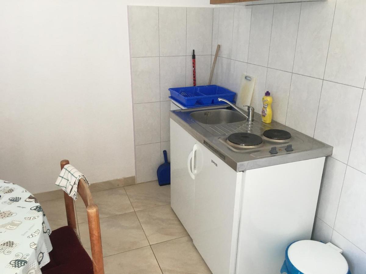 Apartmani Domenika Zuljana Bagian luar foto