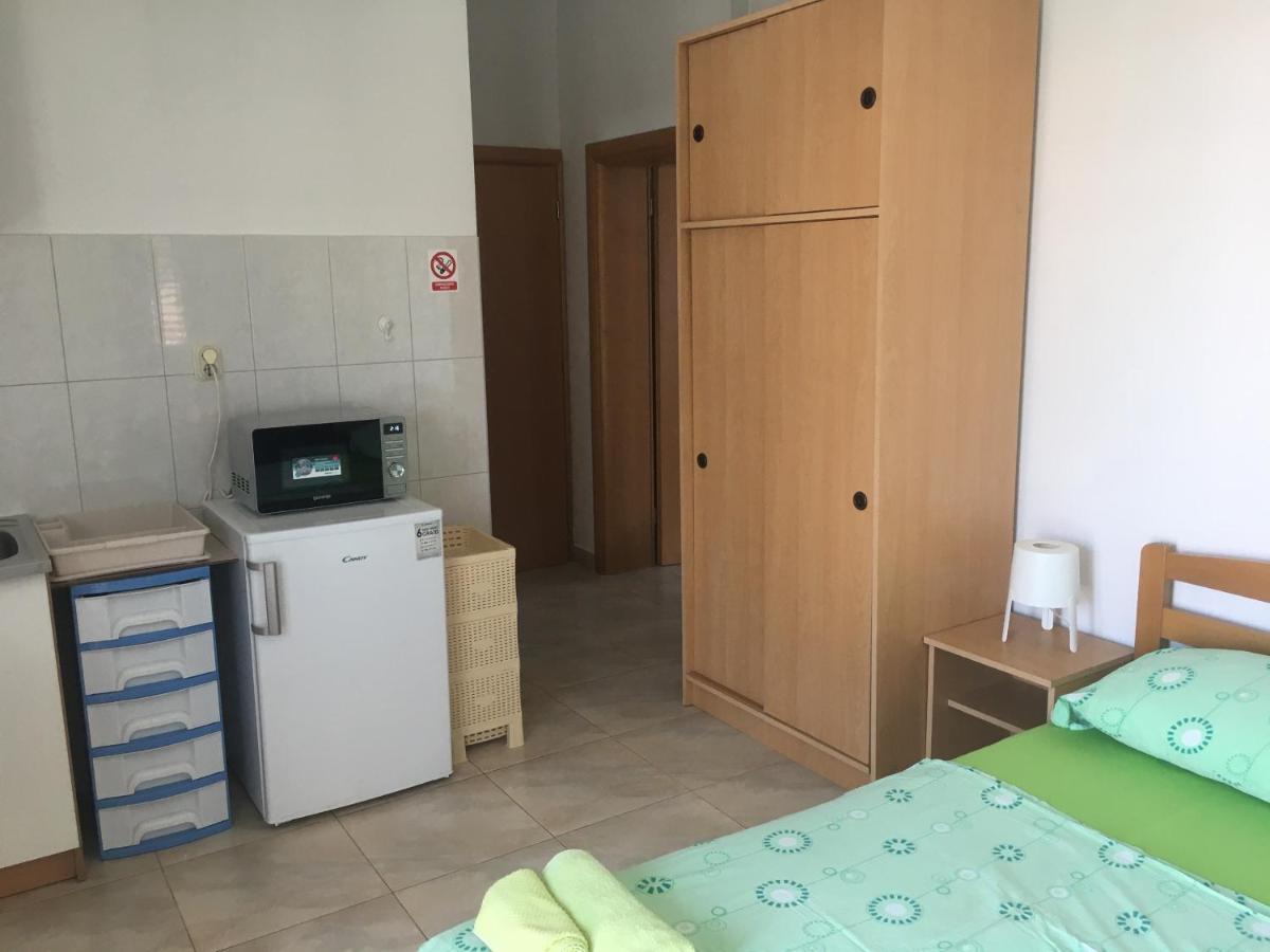Apartmani Domenika Zuljana Bagian luar foto